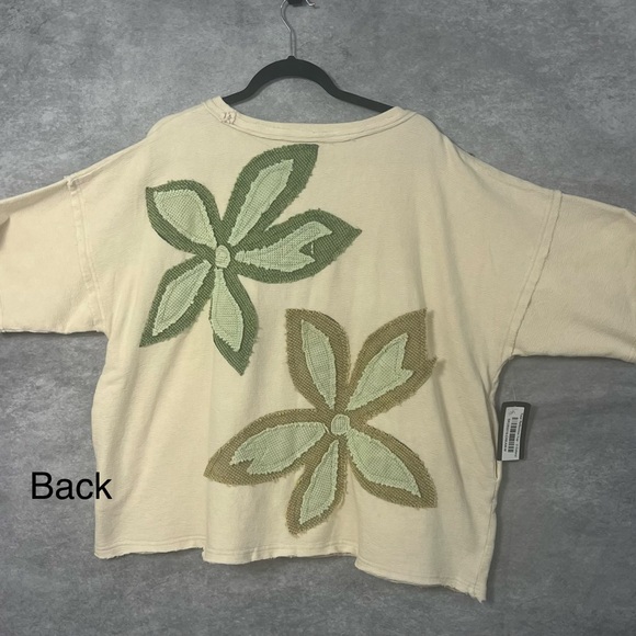 Oli & Hali Floral Patch Tee - Cream and Green - Picture 6 of 6